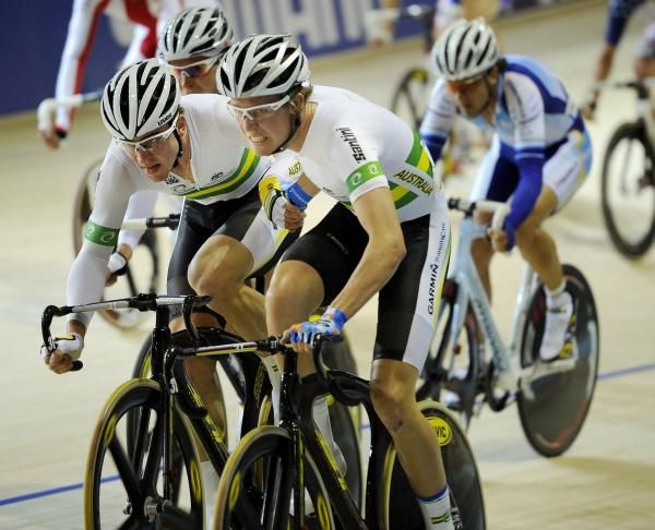 Australia's riders were starting to worry they might lose the title as they struggled to gain a lap.