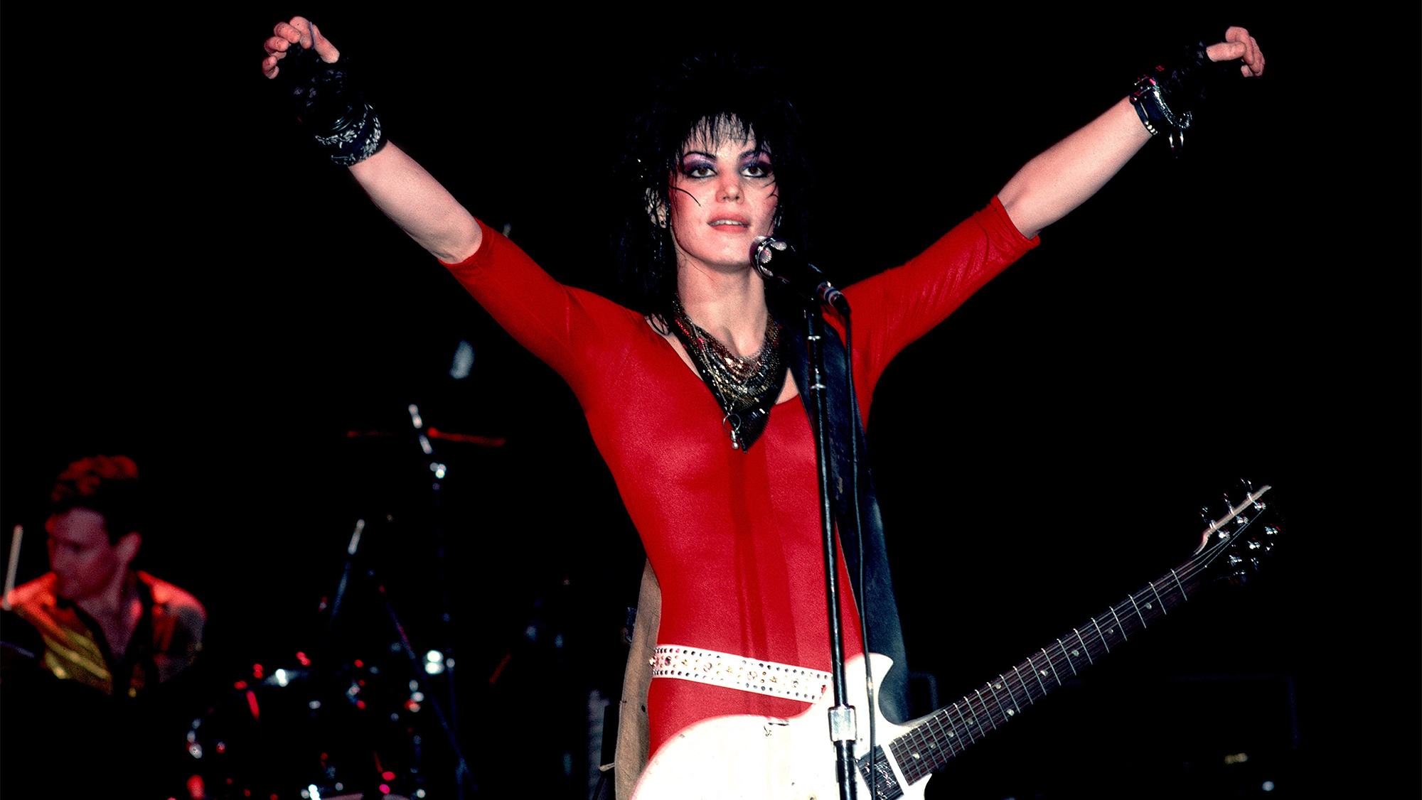 Musician Joan Jett performs at the Holiday Star Theater, Chicago, Illinois, March 27, 1985. 