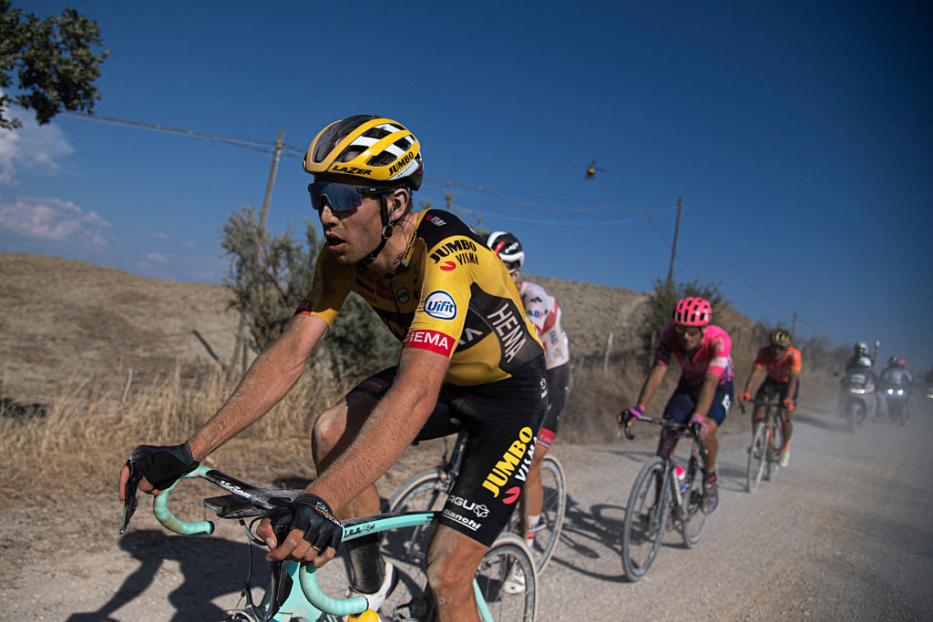 2020 Strade Bianche: Wout van Aert en route to victory 