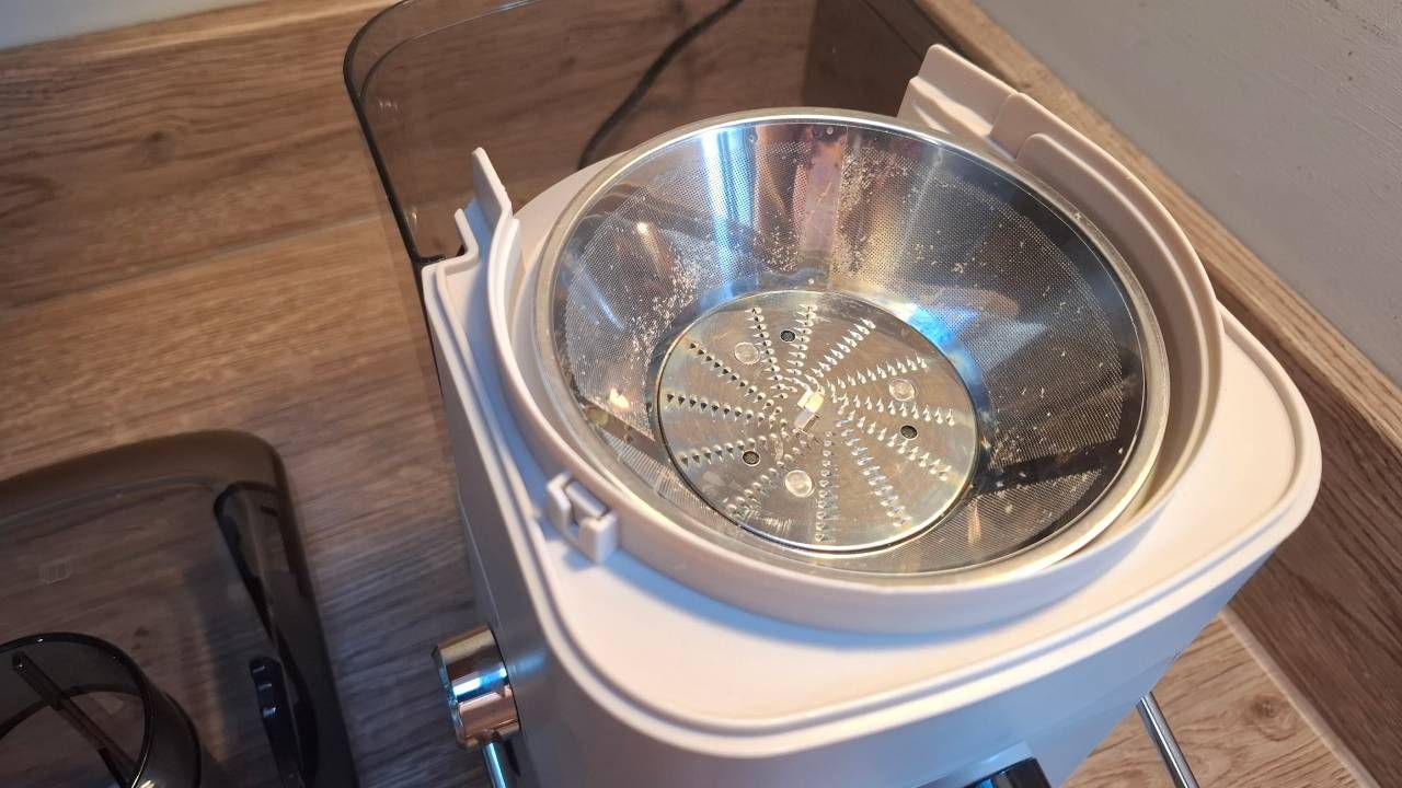 Russell Hobbs JuiceLuxe Juicer