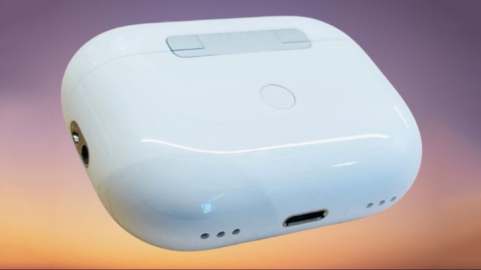 a leaked image of the airpods pro 2 charging case