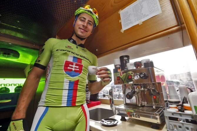 Peter Sagan gets a quick pre-stage coffee