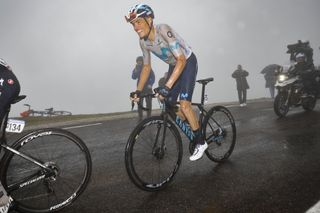 Vuelta Espana 2022 - 77th edition - 6th stage - Bilbao - Pico Jano 181,2 km - 25/08/2022 - Enric Mas (ESP - Movistar Team) - photo Rafa Gomez/SprintCyclingAgencyÂ©2022