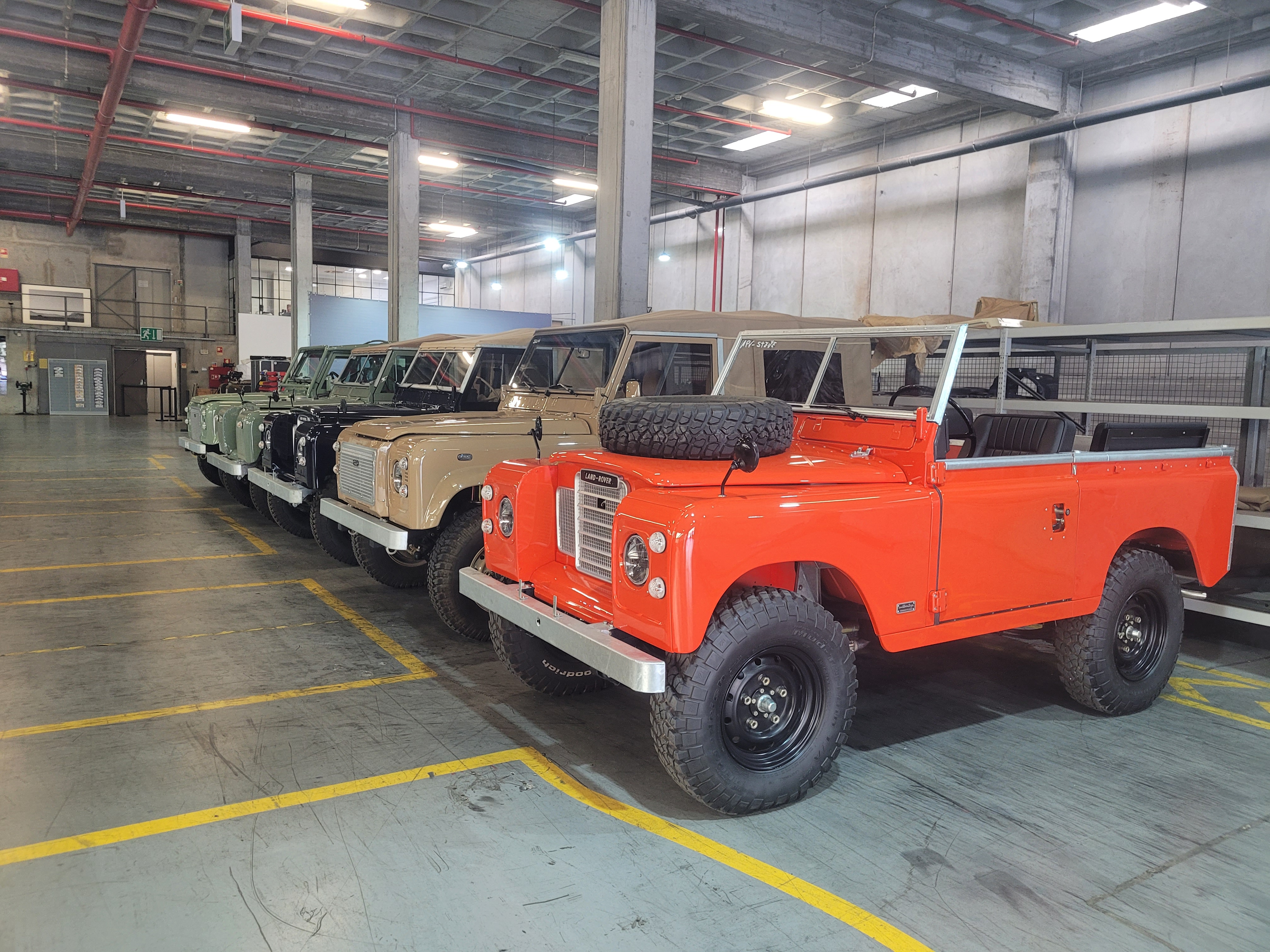Coolnvintage Land Rovers