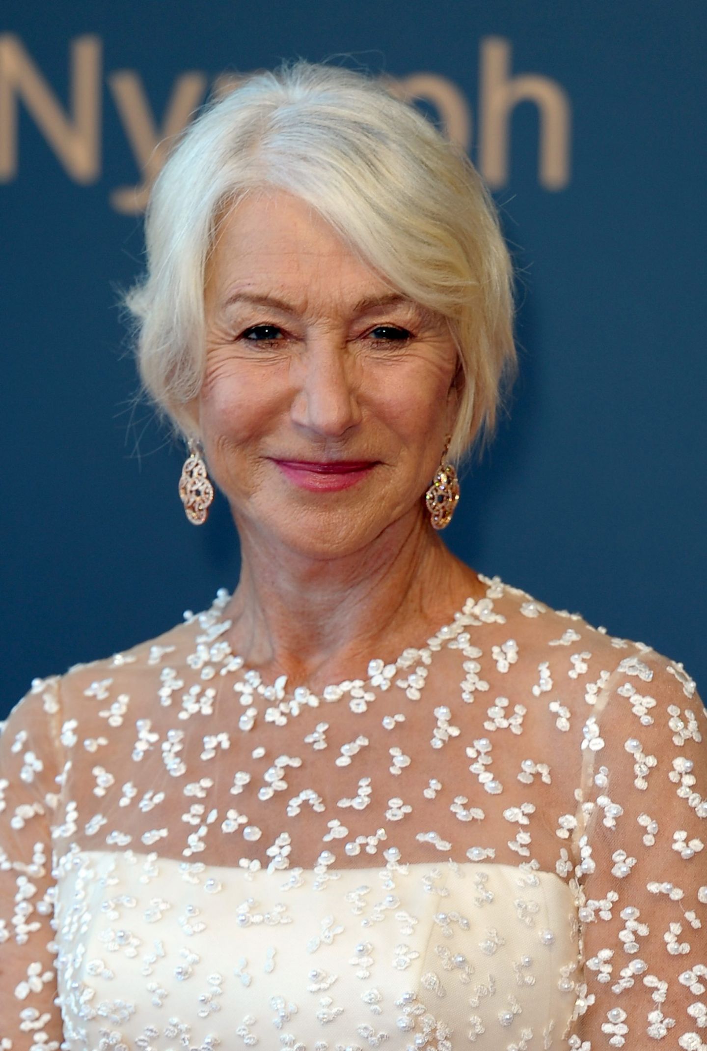 Helen Mirren Looks Incredible As She Says Goodbye To Clothes In New ...