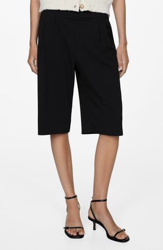 Pleated Bermuda Shorts