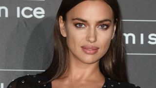 Irina Shayk smoky eye