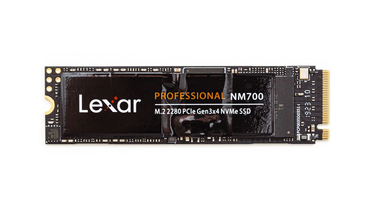 Lexar Professional NM700
