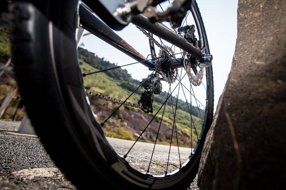 Disk brakes will stop the Maxxis-Shimano team.