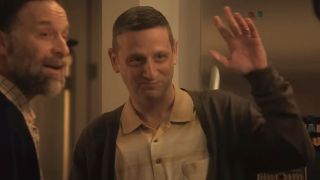 Tim Robinson's Craig waving in A24's Friendship