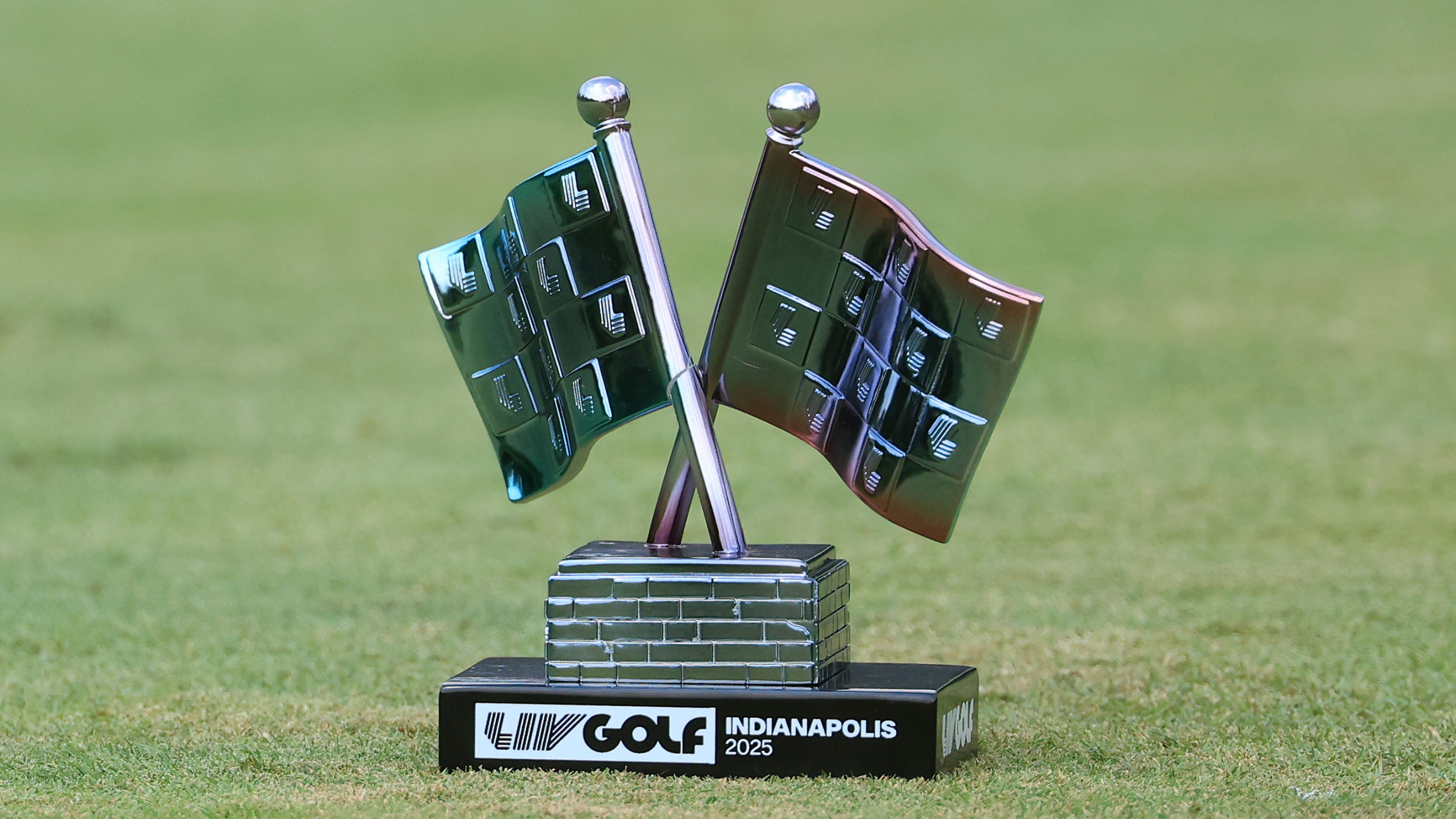 A tee marker at LIV Golf Indianapolis 