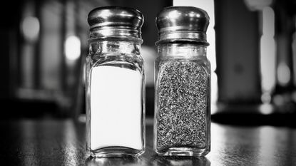 Salt and pepper shakers in black and white