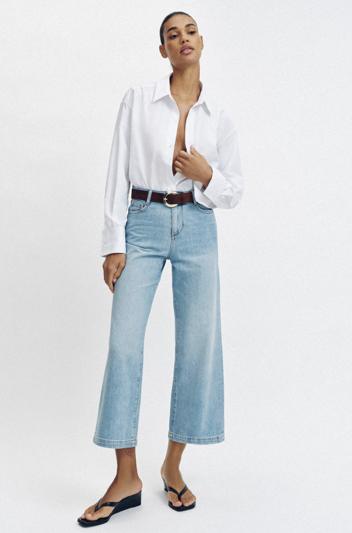 ZARA, High-Waist Wide-Leg Cropped Belted Jeans