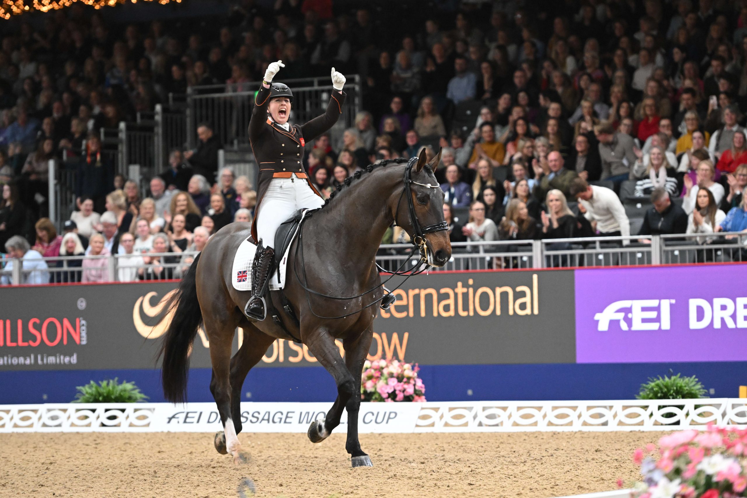 Becky-MOODY_JAGERBOMB_LIHS_PN23_118665-2-1-scaled.jpg