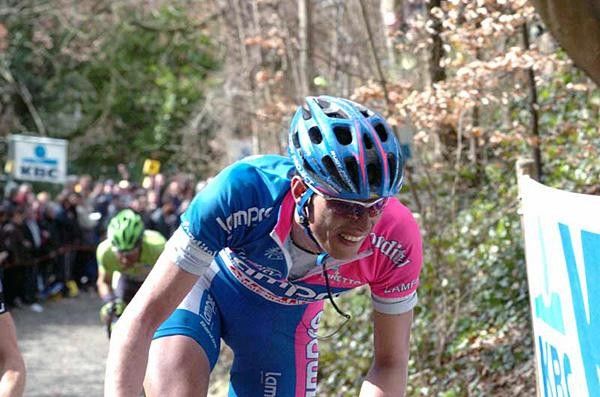Alessandro Ballan (Lampre-Fondital) tries to stay in contact