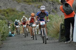 The riders climbing in La Sorrueda at the 2007 Gran Canaria World Cup
