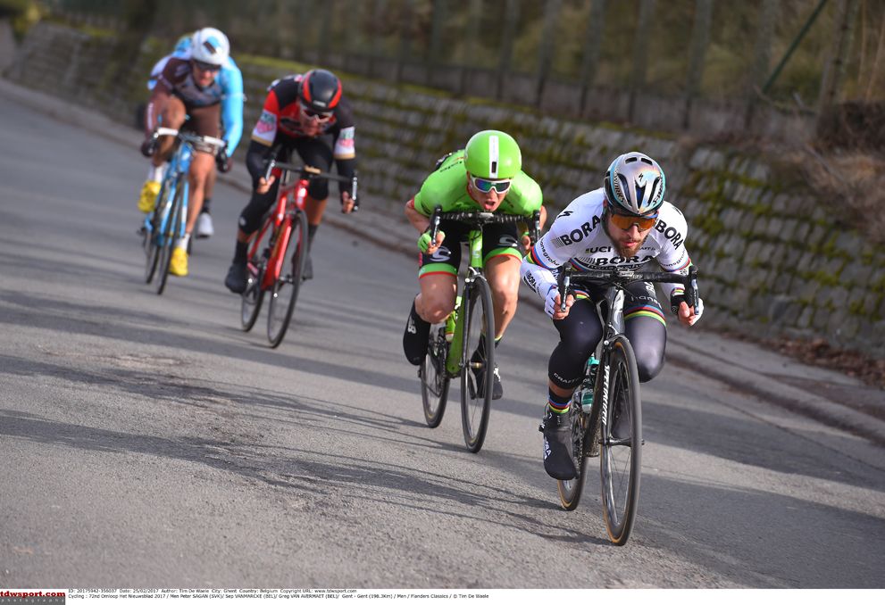 Peter Sagan (Bora-Hansgrohe) in full descent mode