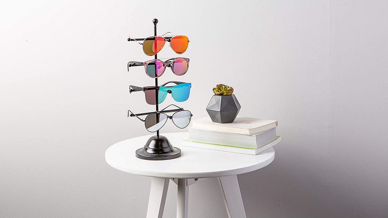 Best sunglass rack