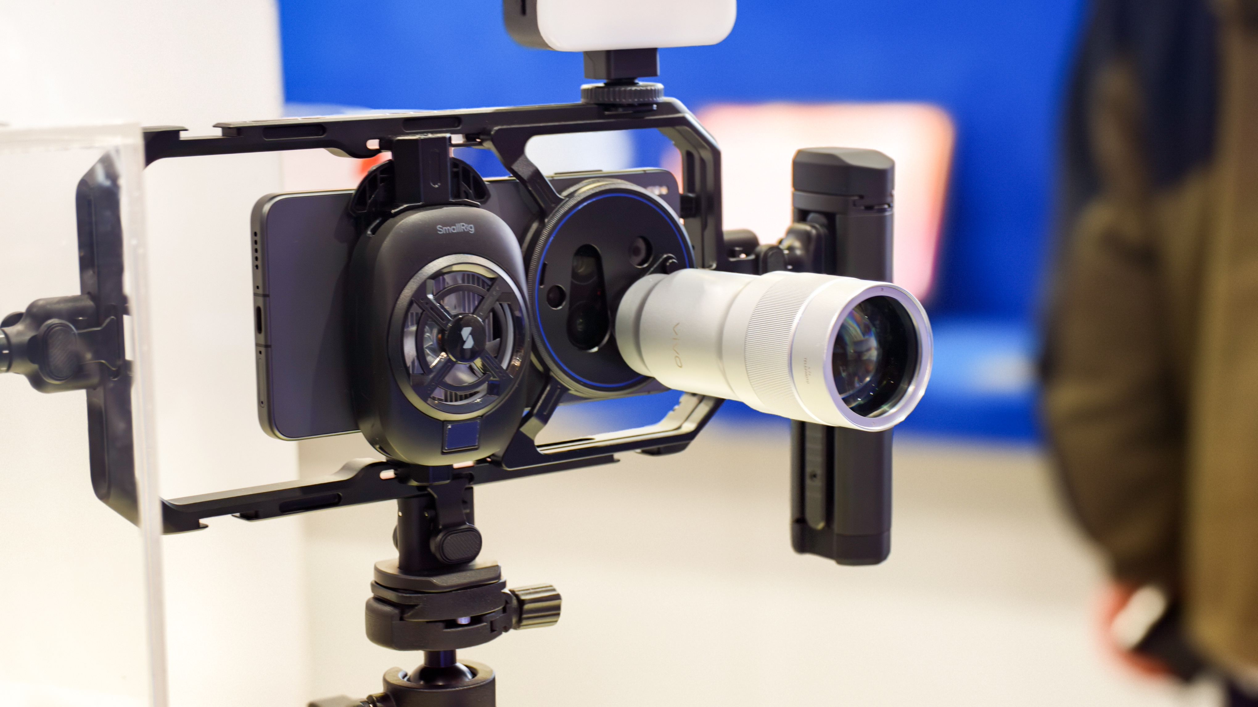 Vivo X300 Ultra hands-on at MWC 2026