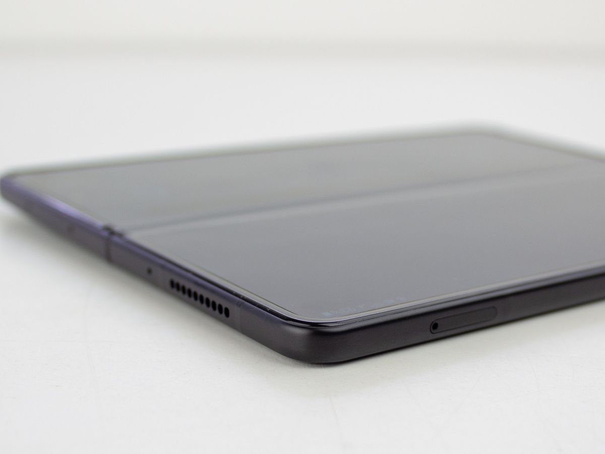 Samsung Galaxy Z Fold 3 Corner Sim Tray