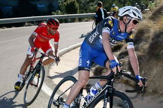 Dan Martin attacks on Stage 2 of the 2016 Tour of Valencia