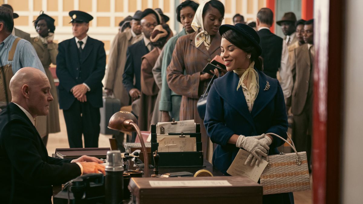 Chantrelle, Leah and Hosanna in line at customs in Three Little Birds episode 1.