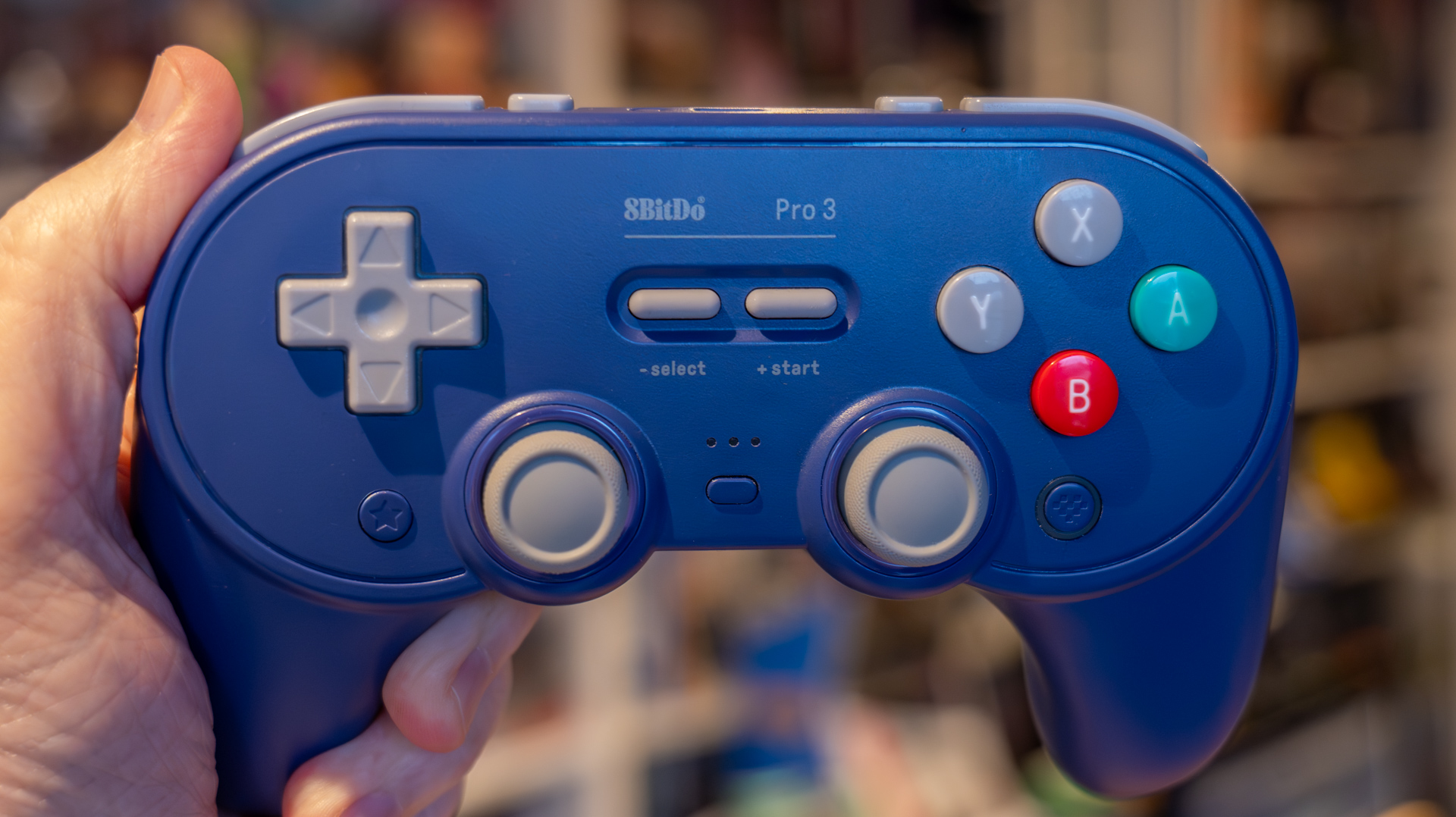8BitDo Pro 3 controller hands-on image