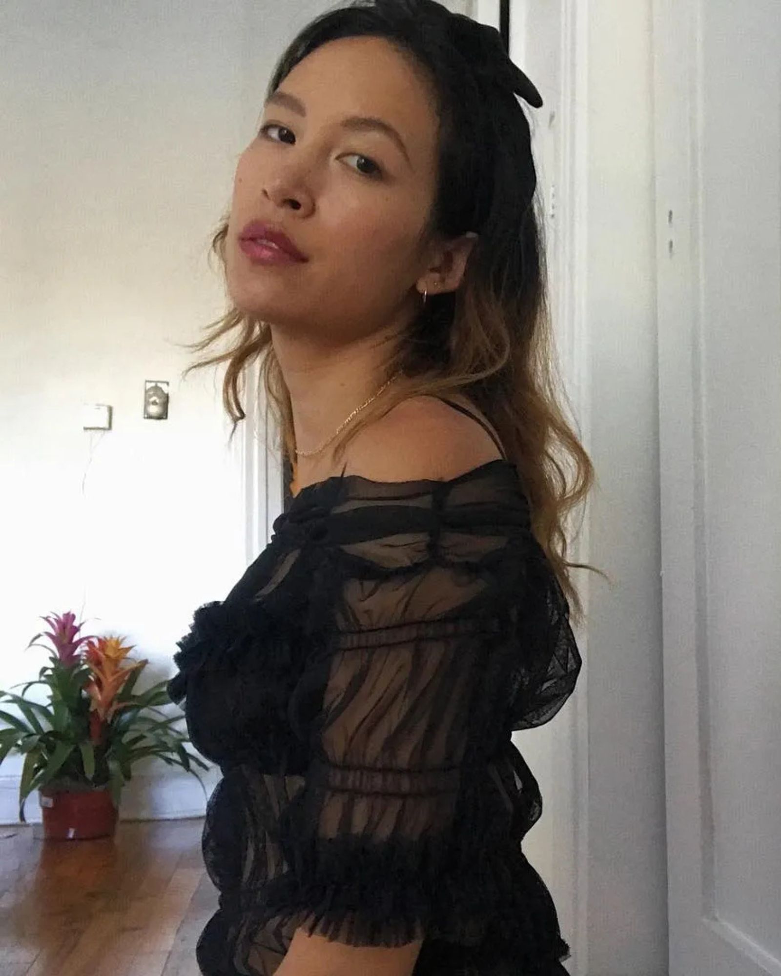 Balayage Hair Inspiration @thatschic with brunette balayage hair