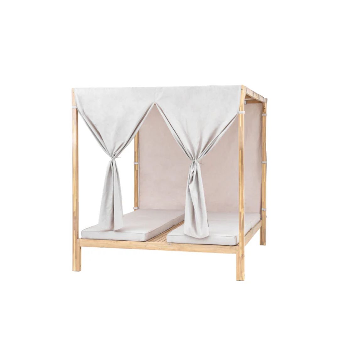 Rocket St George , Beautiful Canopy Garden Daybed