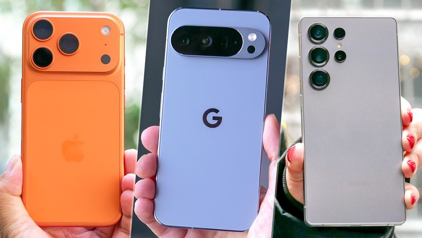 iPhone 17 Pro vs Pixel 10 Pro XL vs Galaxy S25 Ultra.