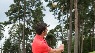 PGA pro Dan Grieve demonstrating a drill that will help you play better bunker shots