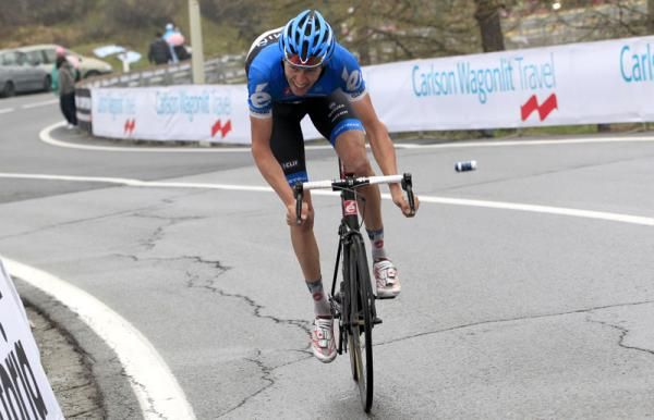 Ryder Hesjedal (Garmin - Barracuda) on the attack in the mountains