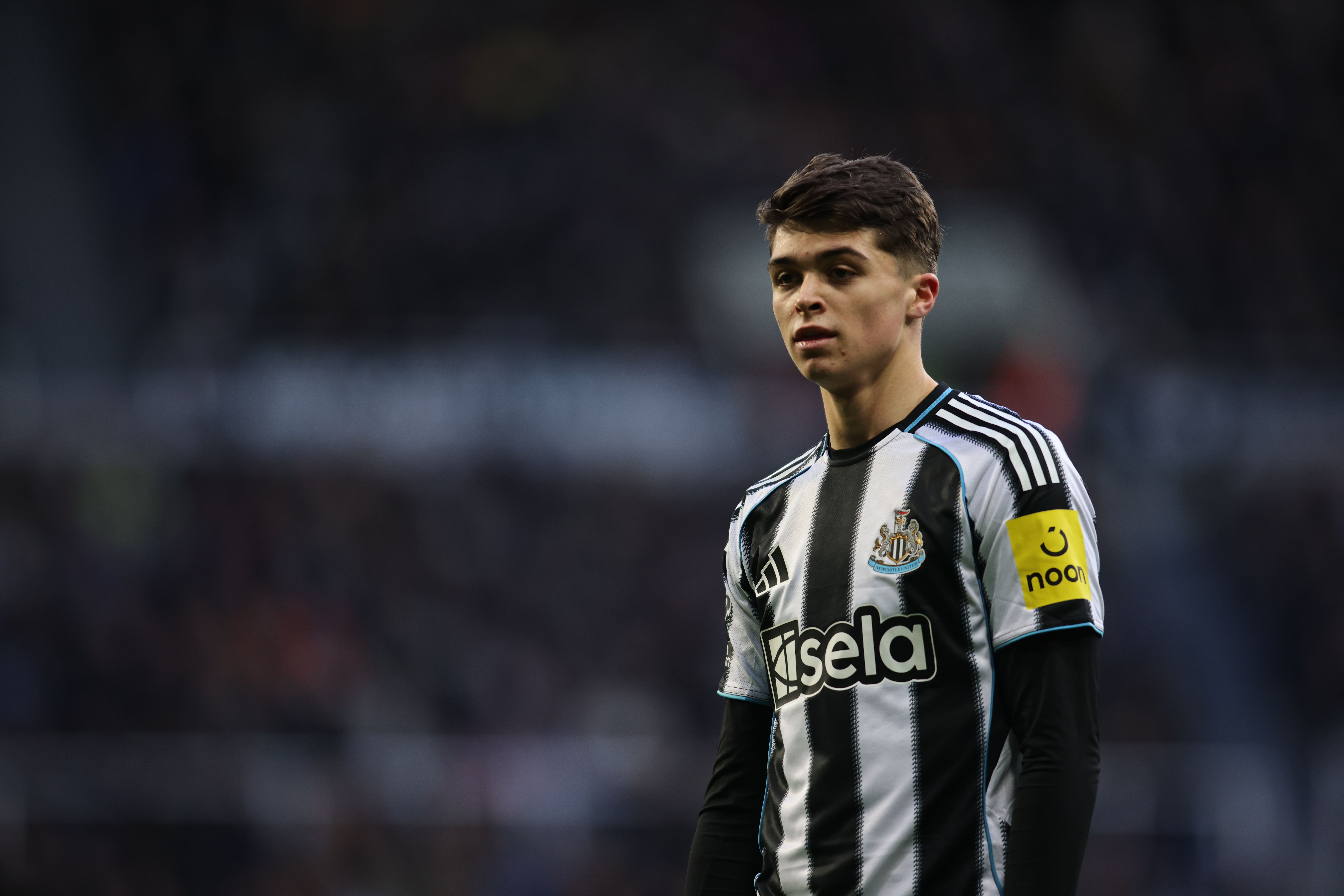 Lewis Miley of Newcastle United plays during the Premier League match between Newcastle United and Crystal Palace at St. James&amp;amp;apos;s Park in Newcastle, United Kingdom, on January 4, 2026. (Photo by Michael Driver/MI News/NurPhoto via Getty Images)