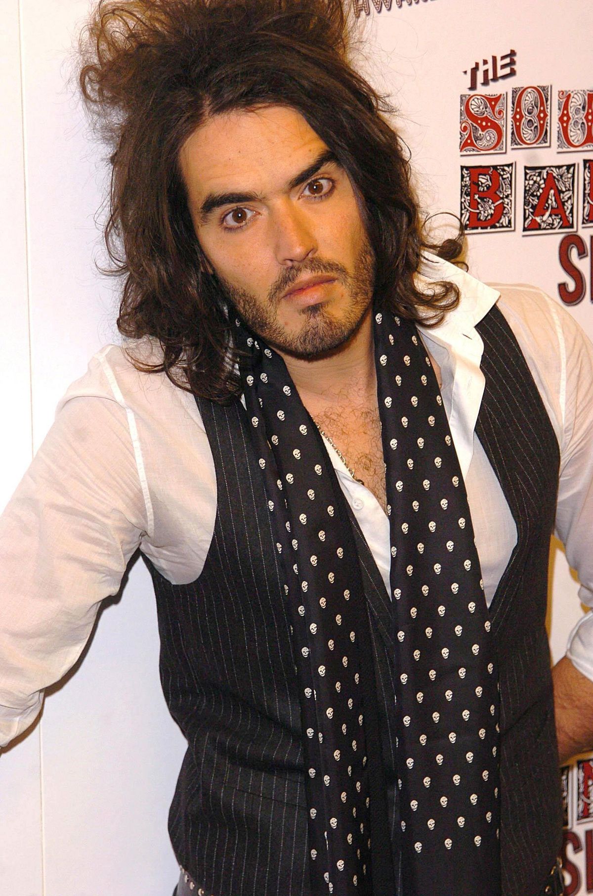 Russell Brand UK&#039;s worst dressed man