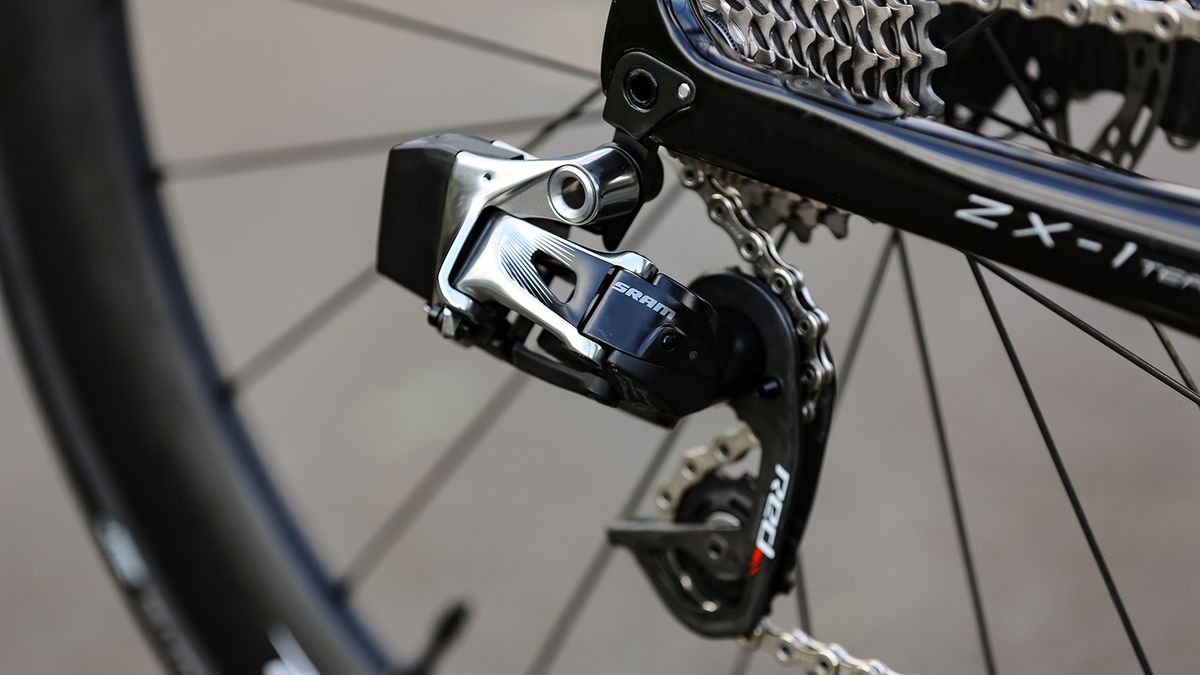 Another look at the rear derailleur