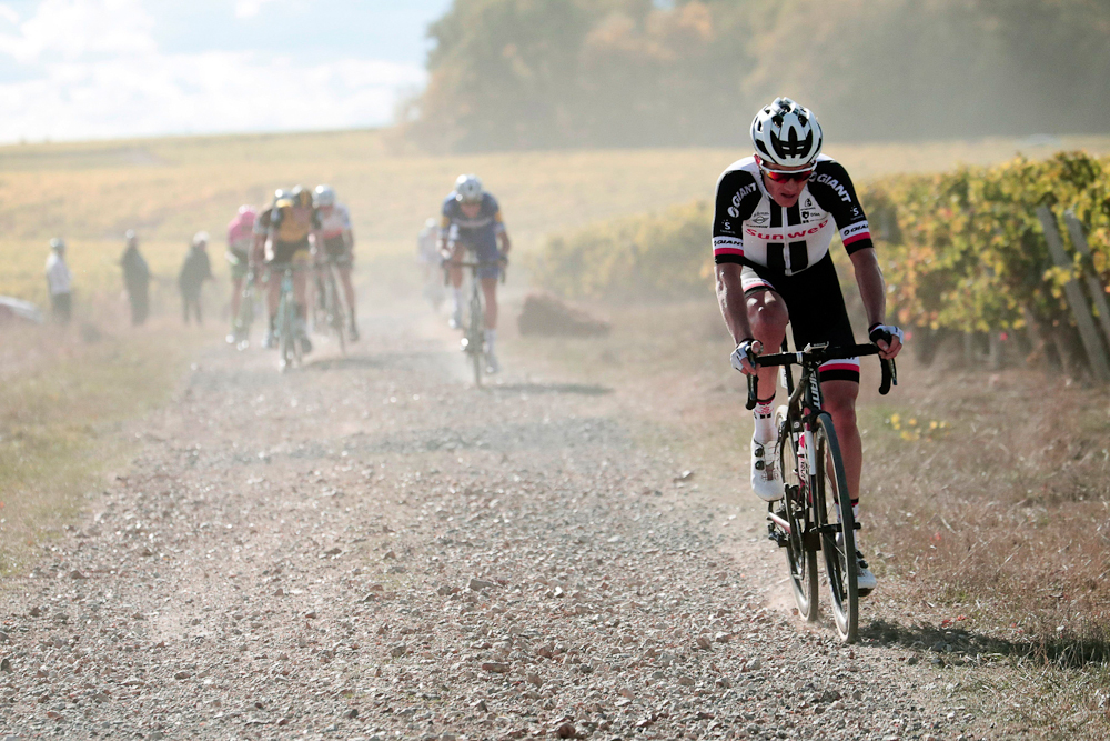 Soren Kragh Andersen on the attack in Paris-Tours