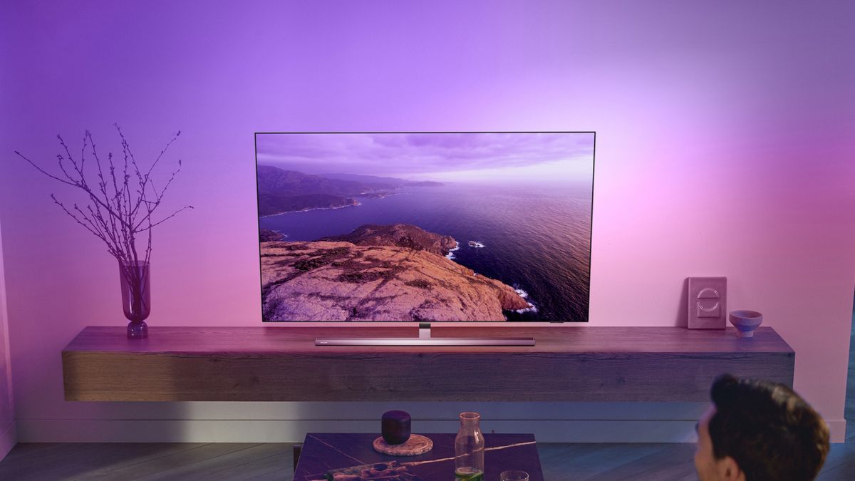 Philips OLED 807 review: trip the Ambilight fantastic