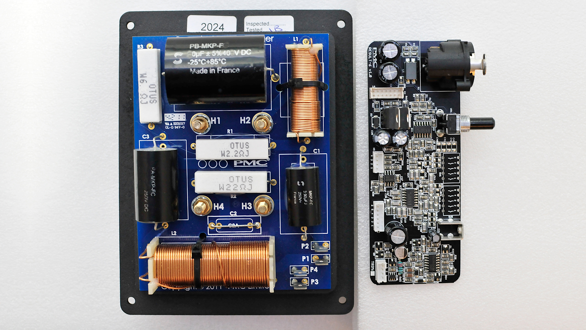 Active versus passive speakers