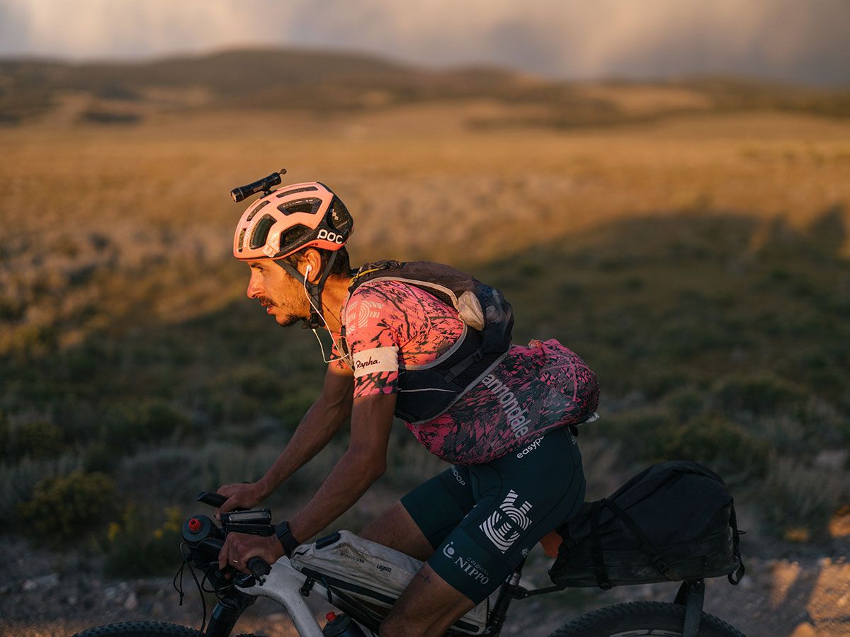 Lachlan Morton Sets a RecordBreaking Pace on the Tour Divide Route