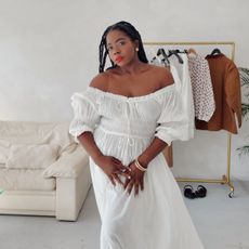 stephanie yeboah tries on doen's dresses for plus size bodies