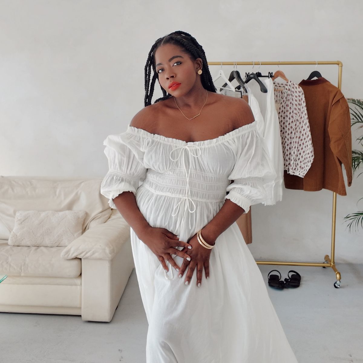 stephanie yeboah tries on doen&#039;s dresses for plus size bodies