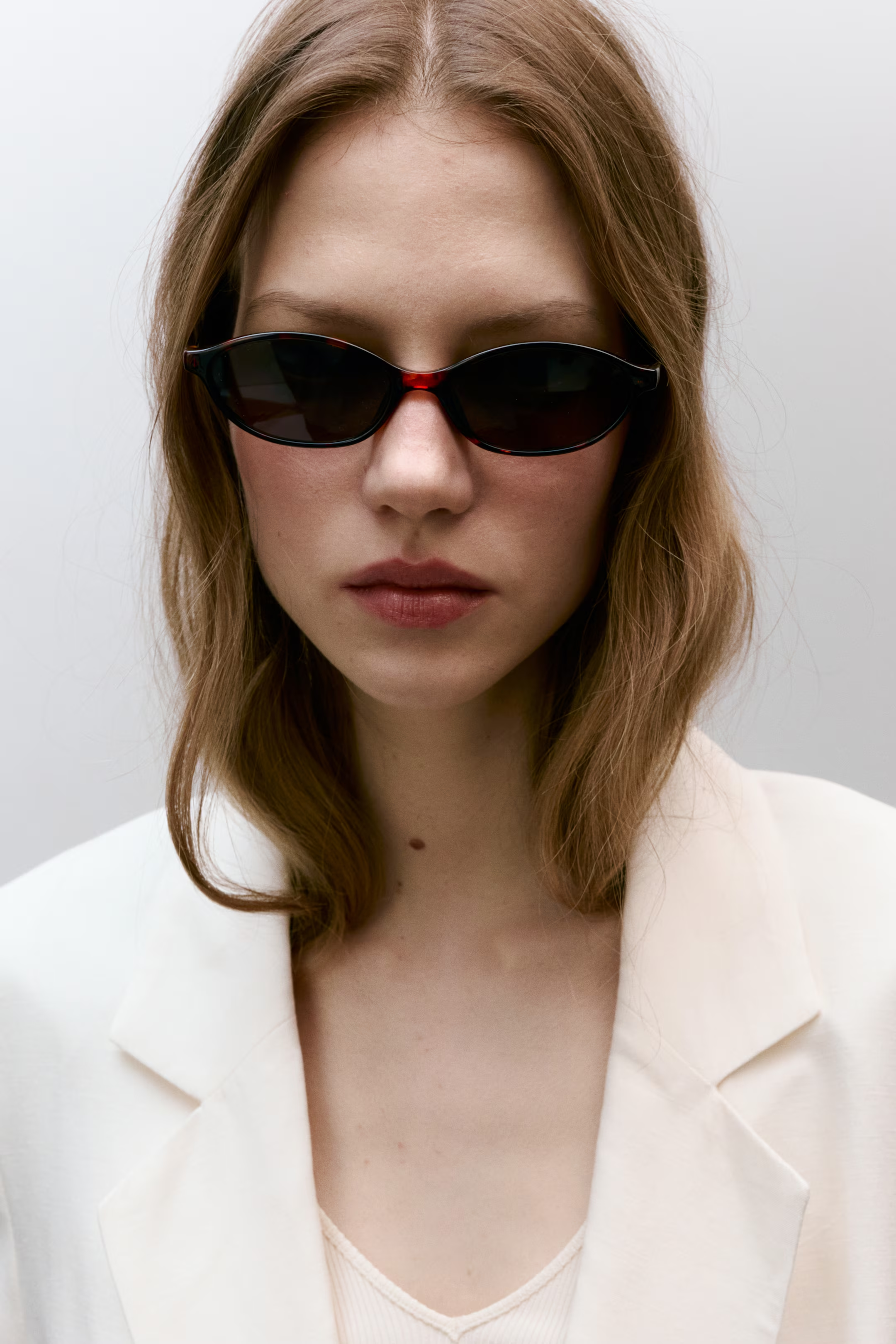 H&amp;amp;M, Oval Sunglasses