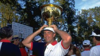 Tom Lehman with the trophy after Team USA's 1994 win