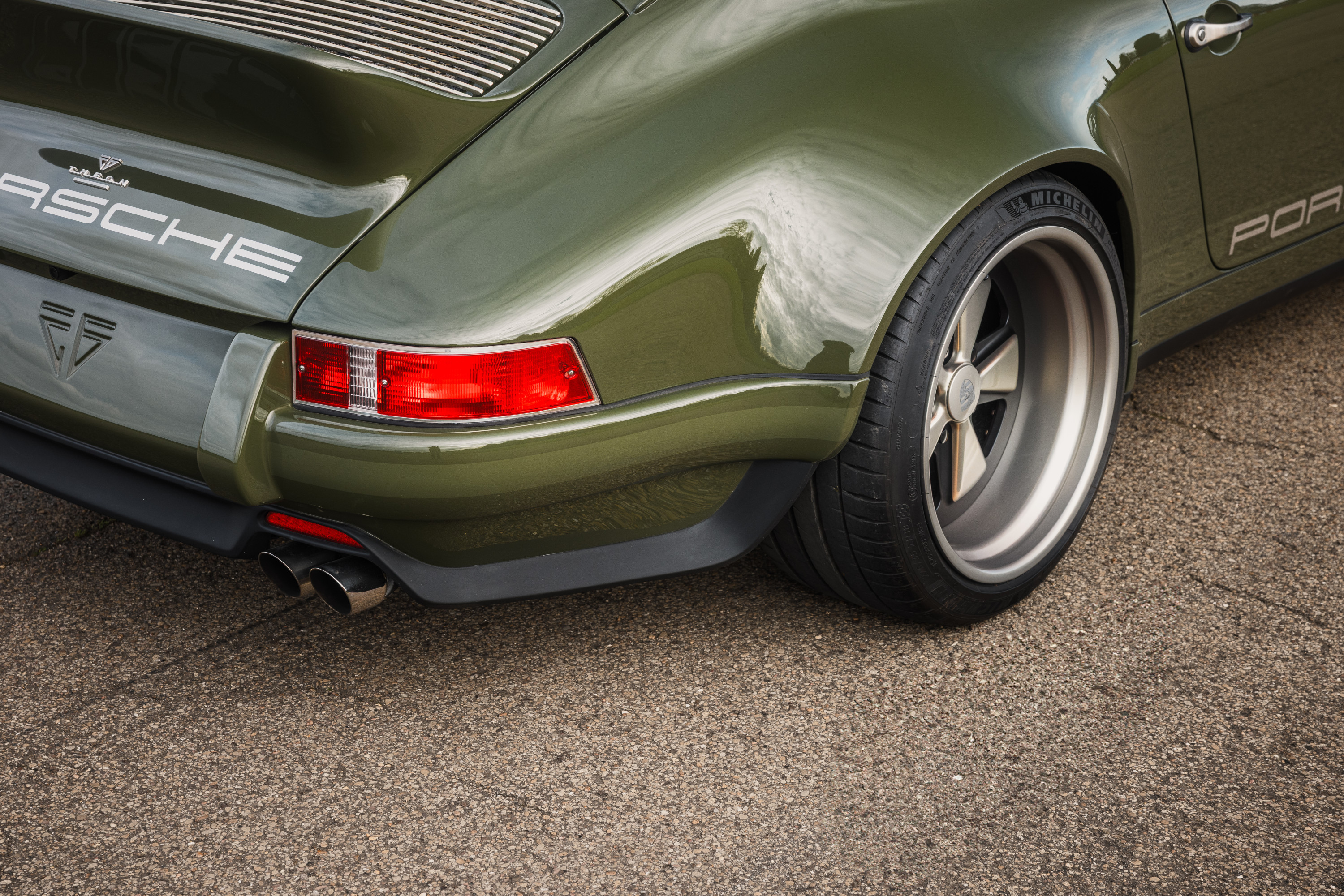 Porsche 911 by Theon Design exterior details