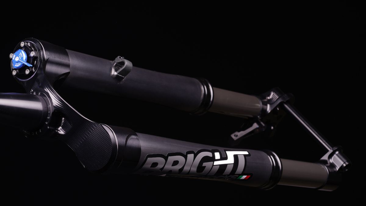 Bright Racing A to Z of MTB suspension | Bike Perfect