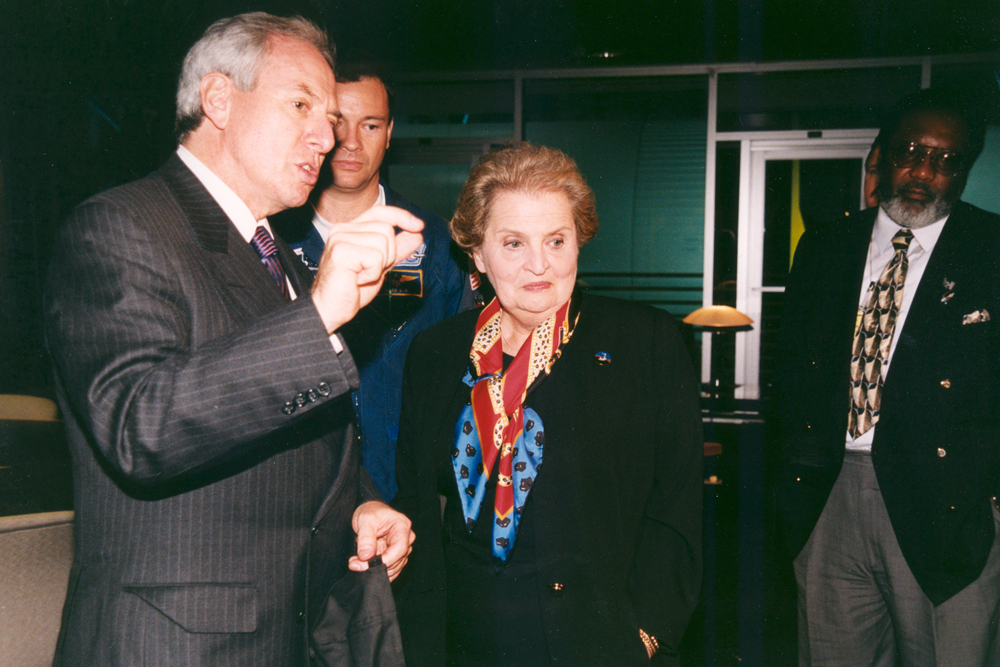 Space History Photo: Madeleine Albright and Daniel Goldin Wait for STS ...