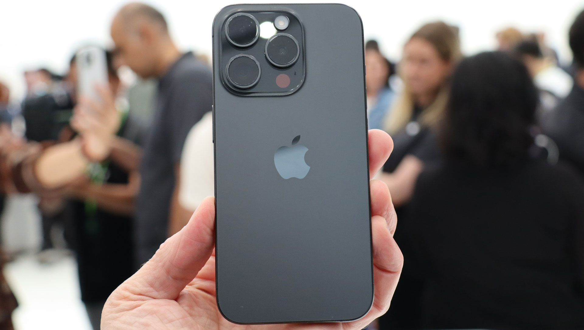 iPhone 15 Pro Max