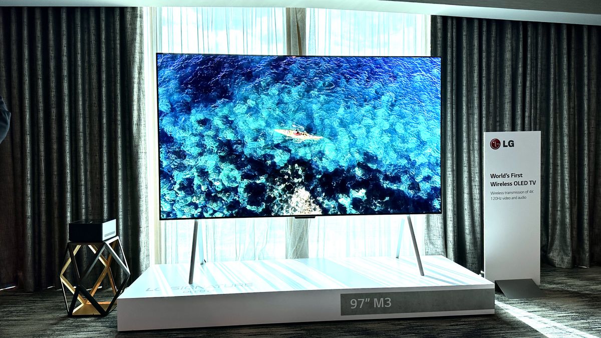 LG's Wireless 97-Inch OLED TV Is Full of Surprises - CNET