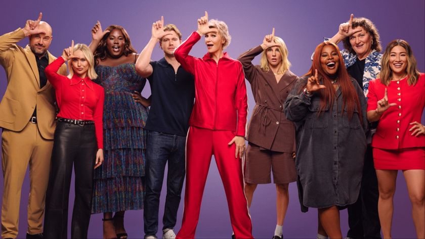 Stars from Glee reunited with Jane Lynch for Celebrity Weakest Link on Fox