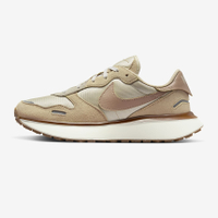 Nike Phoenix Waffle (women's)